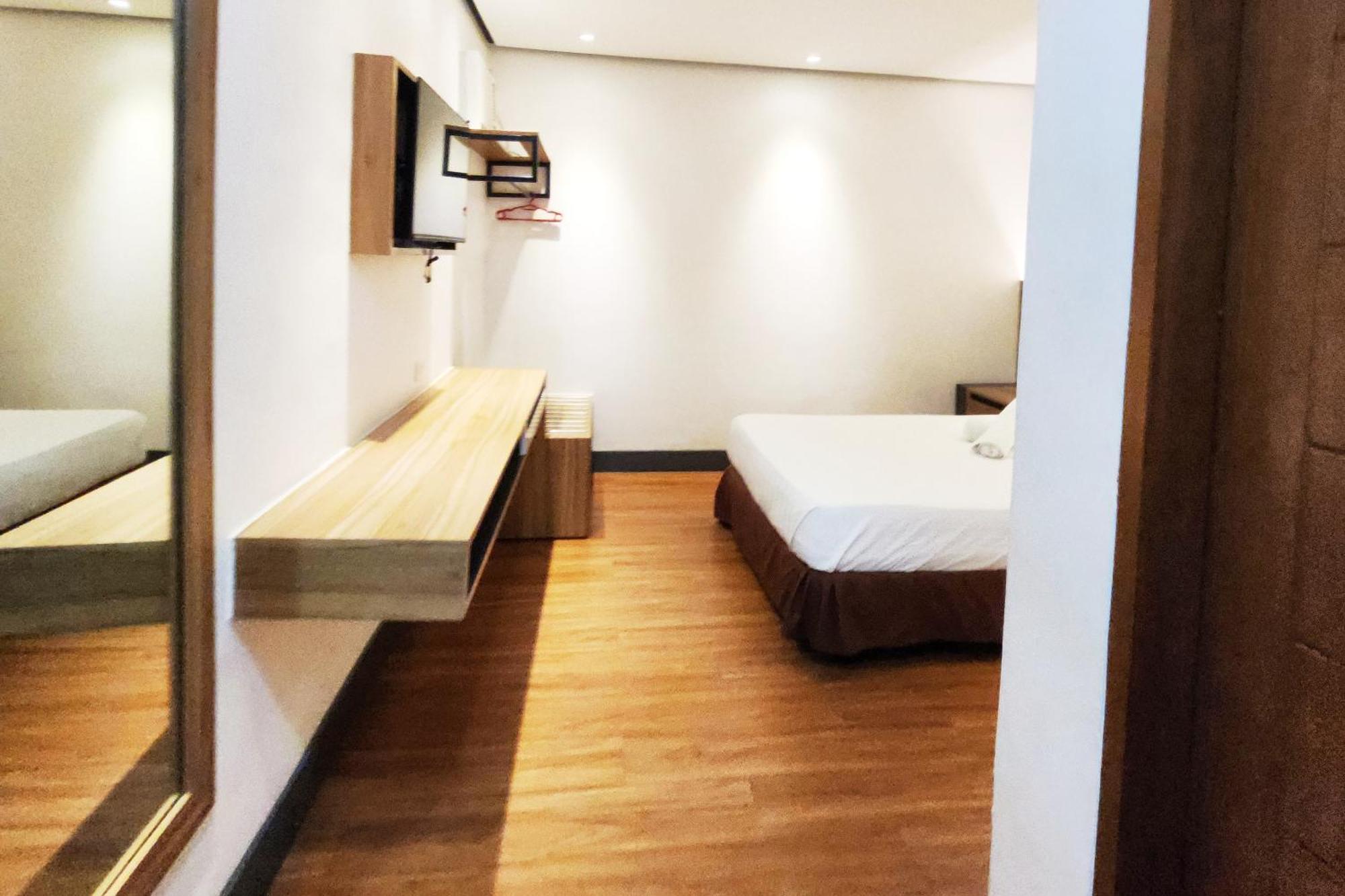 Boulevard Pension Hotel Себу Экстерьер фото