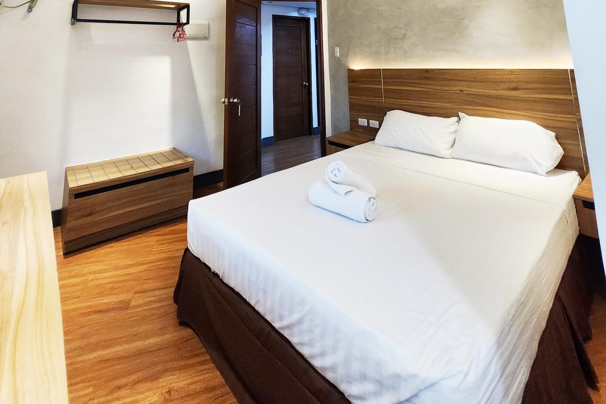 Boulevard Pension Hotel Себу Экстерьер фото