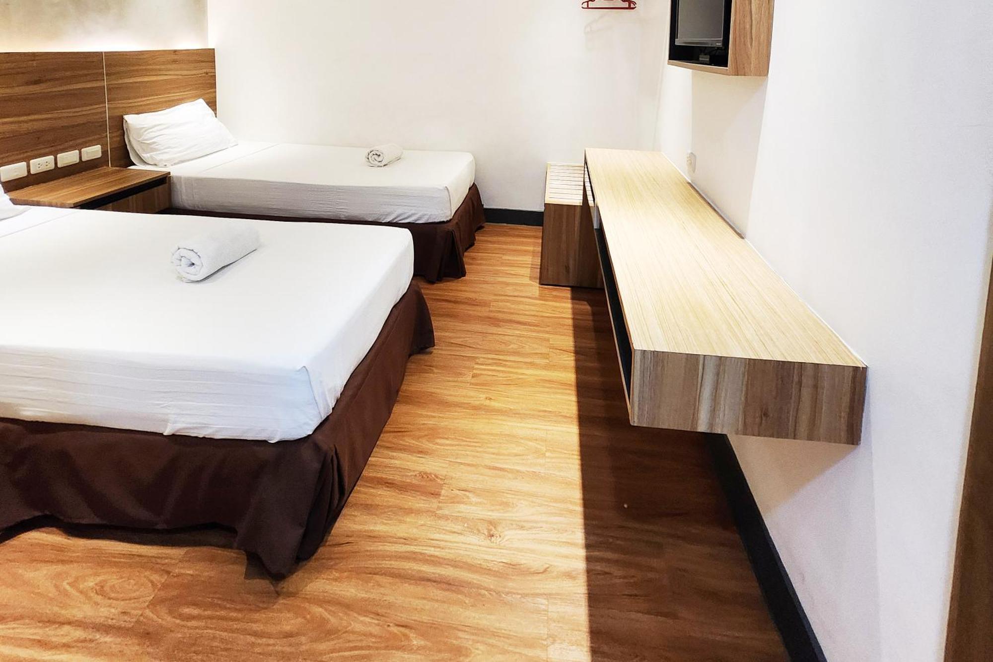 Boulevard Pension Hotel Себу Экстерьер фото