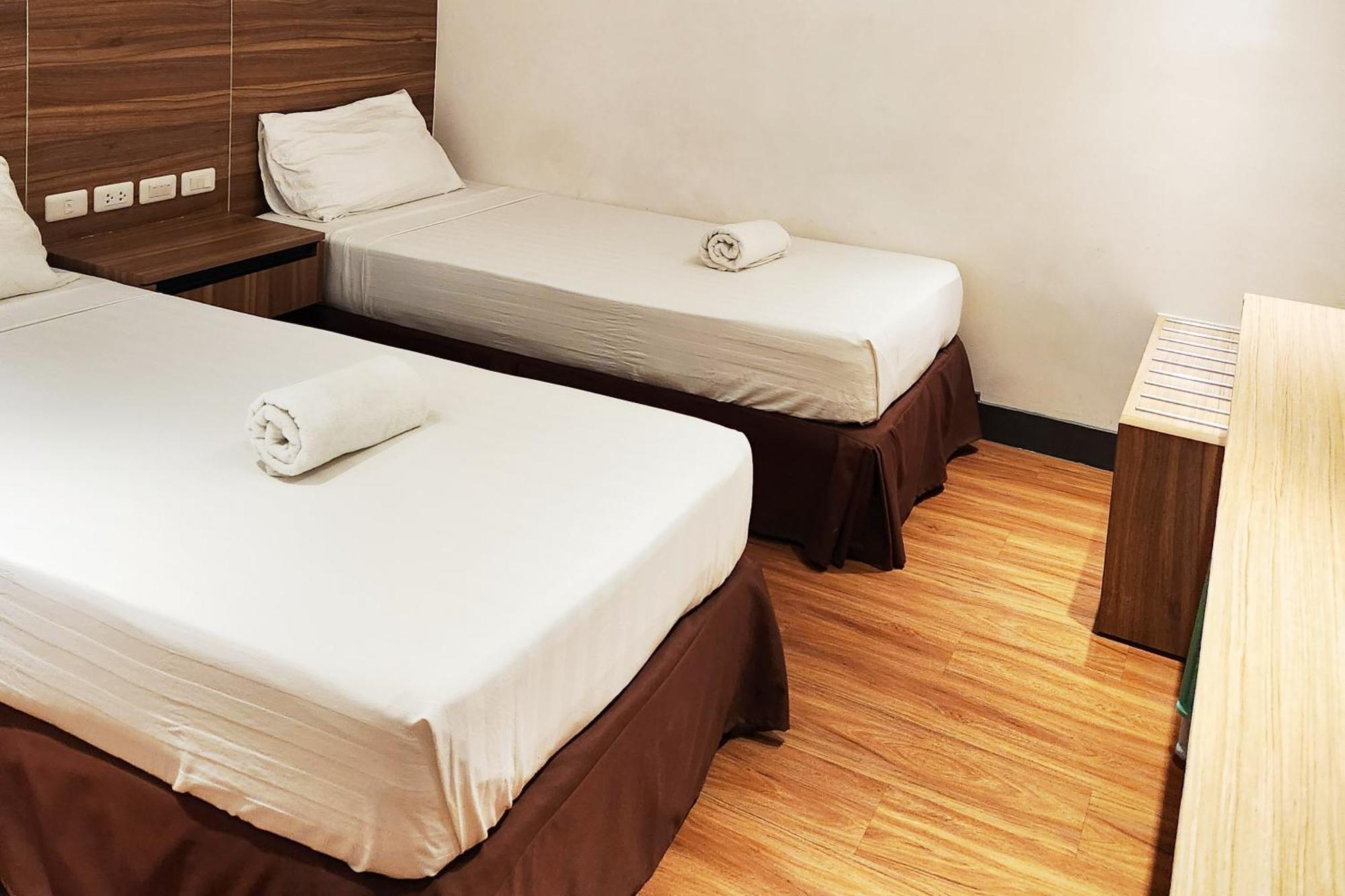 Boulevard Pension Hotel Себу Экстерьер фото
