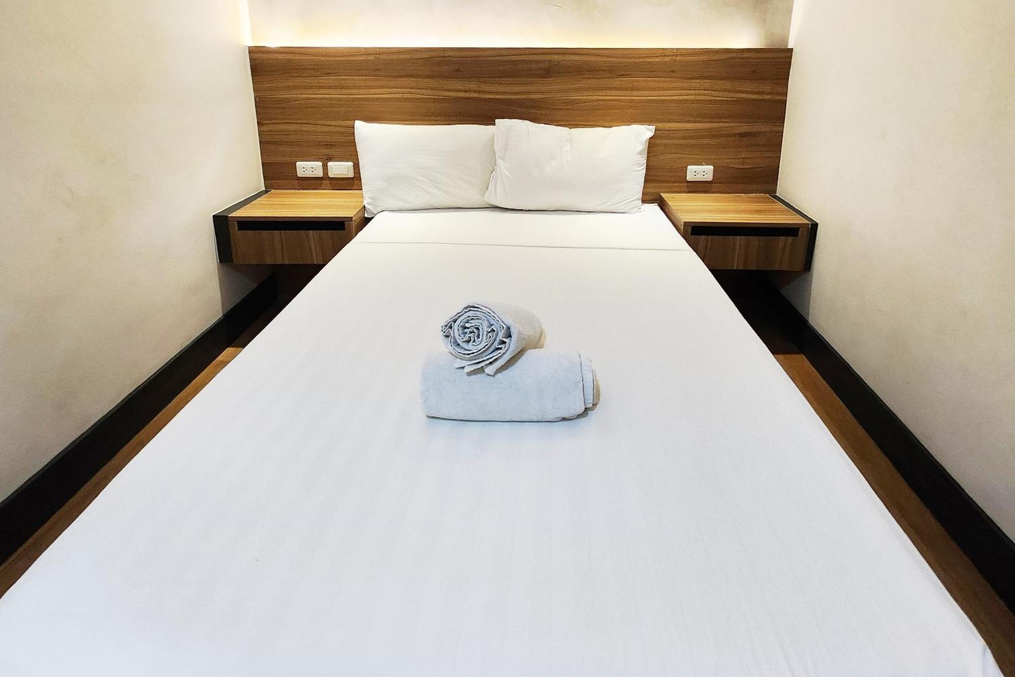 Boulevard Pension Hotel Себу Экстерьер фото