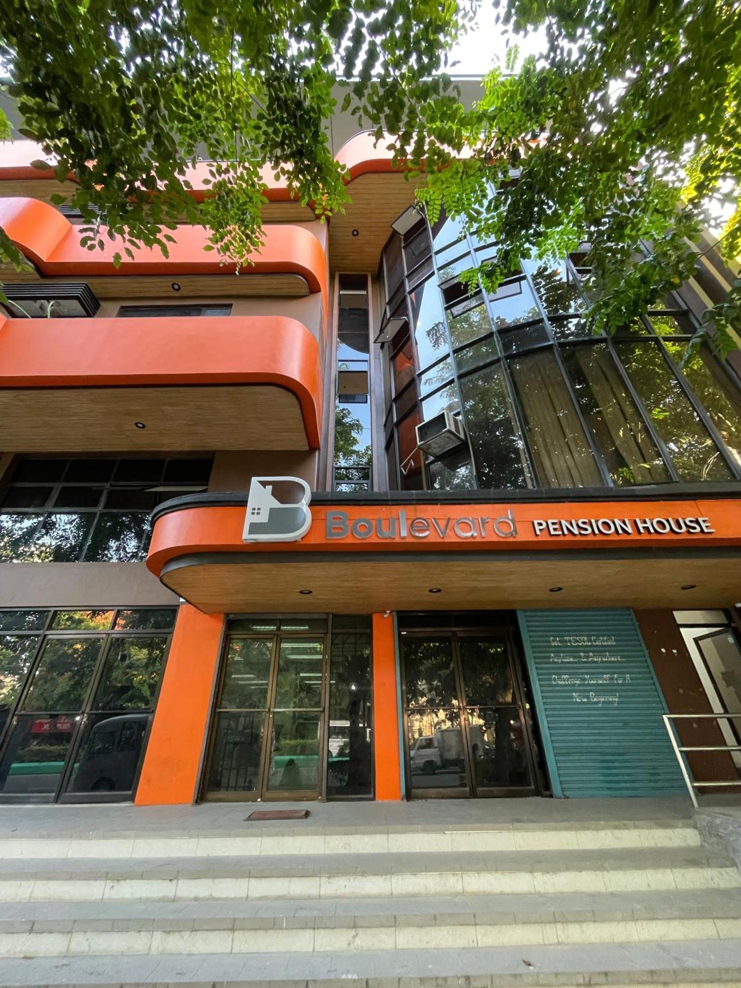 Boulevard Pension Hotel Себу Экстерьер фото